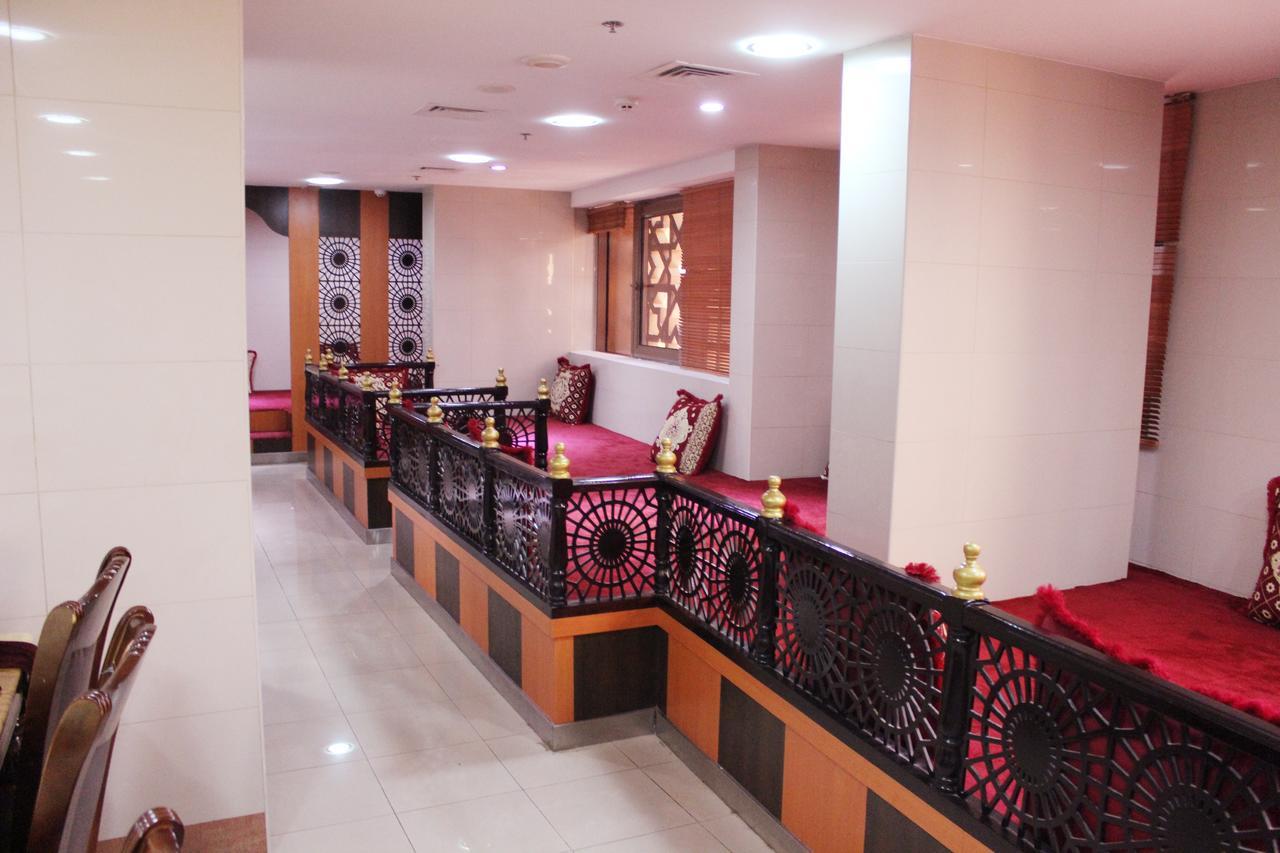 Montreal Naif Hotel Dubai Exterior foto